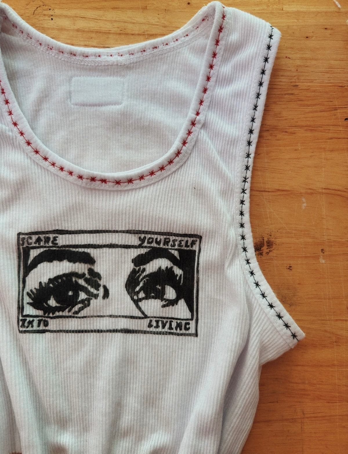 Memento Graphic Crop