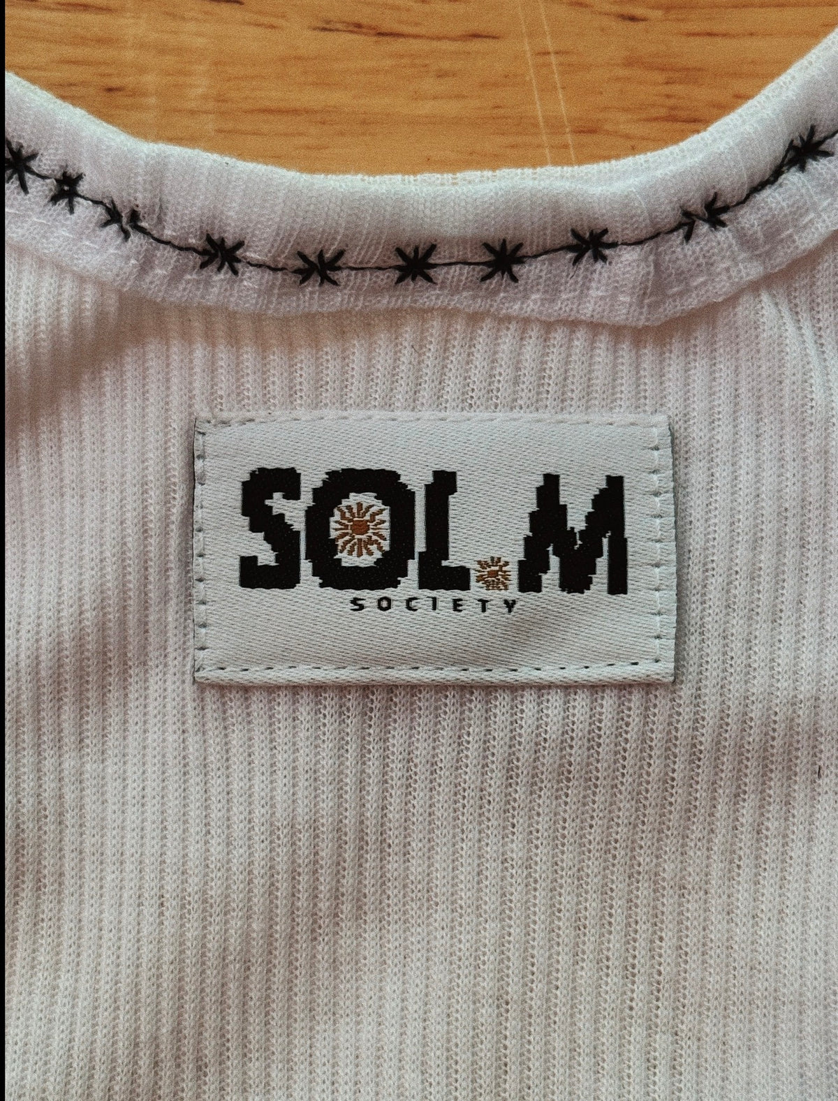 Memento Graphic Crop